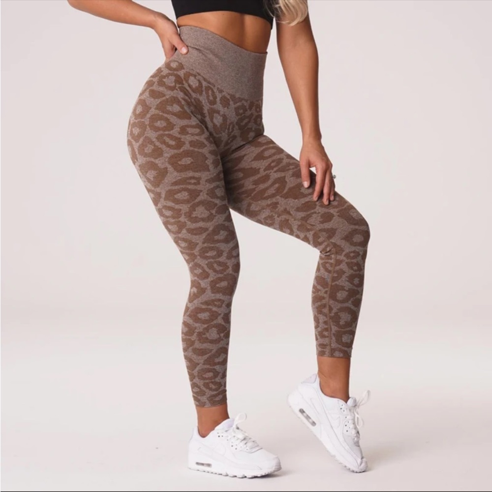 Brown animal print leggings